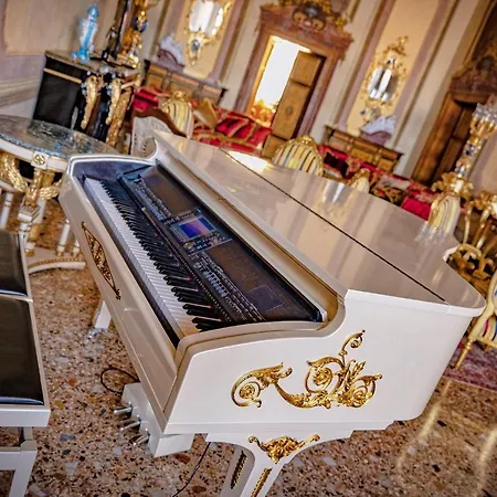 Palazzo Ca' Bernardo By Francesco Molon 4* 베니스