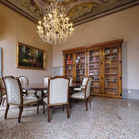 게스트하우스 Palazzo Ca' Bernardo By Francesco Molon 4*