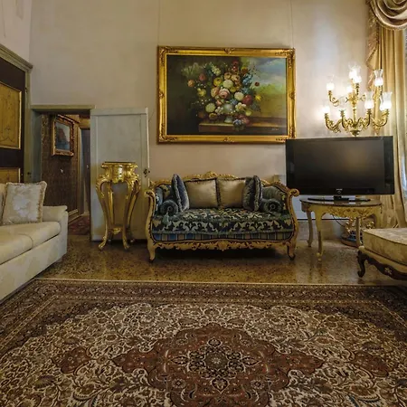 Palazzo Ca' Bernardo By Francesco Molon 4*