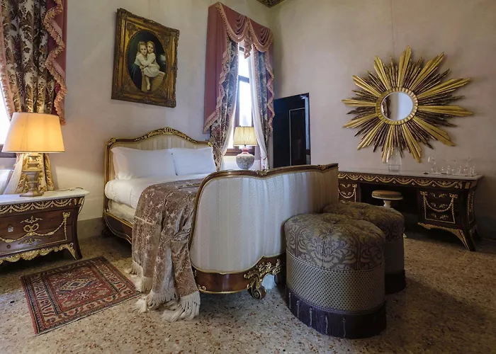 Palazzo Ca' Bernardo By Francesco Molon Affittacamere Venezia