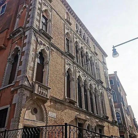 Palazzo Ca' Bernardo By Francesco Molon Maison d'hôtes 4*
