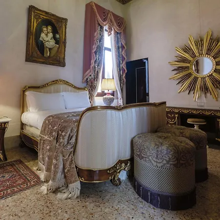 Palazzo Ca' Bernardo By Francesco Molon Affittacamere Venezia